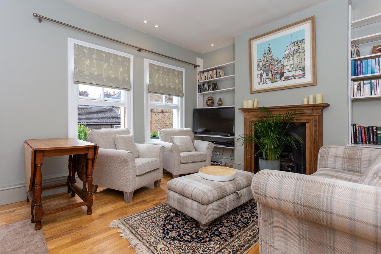 Quaint 2 Bedroom Flat - 9 Minutes Walk To Vauxhall Tube London Exteriör bild