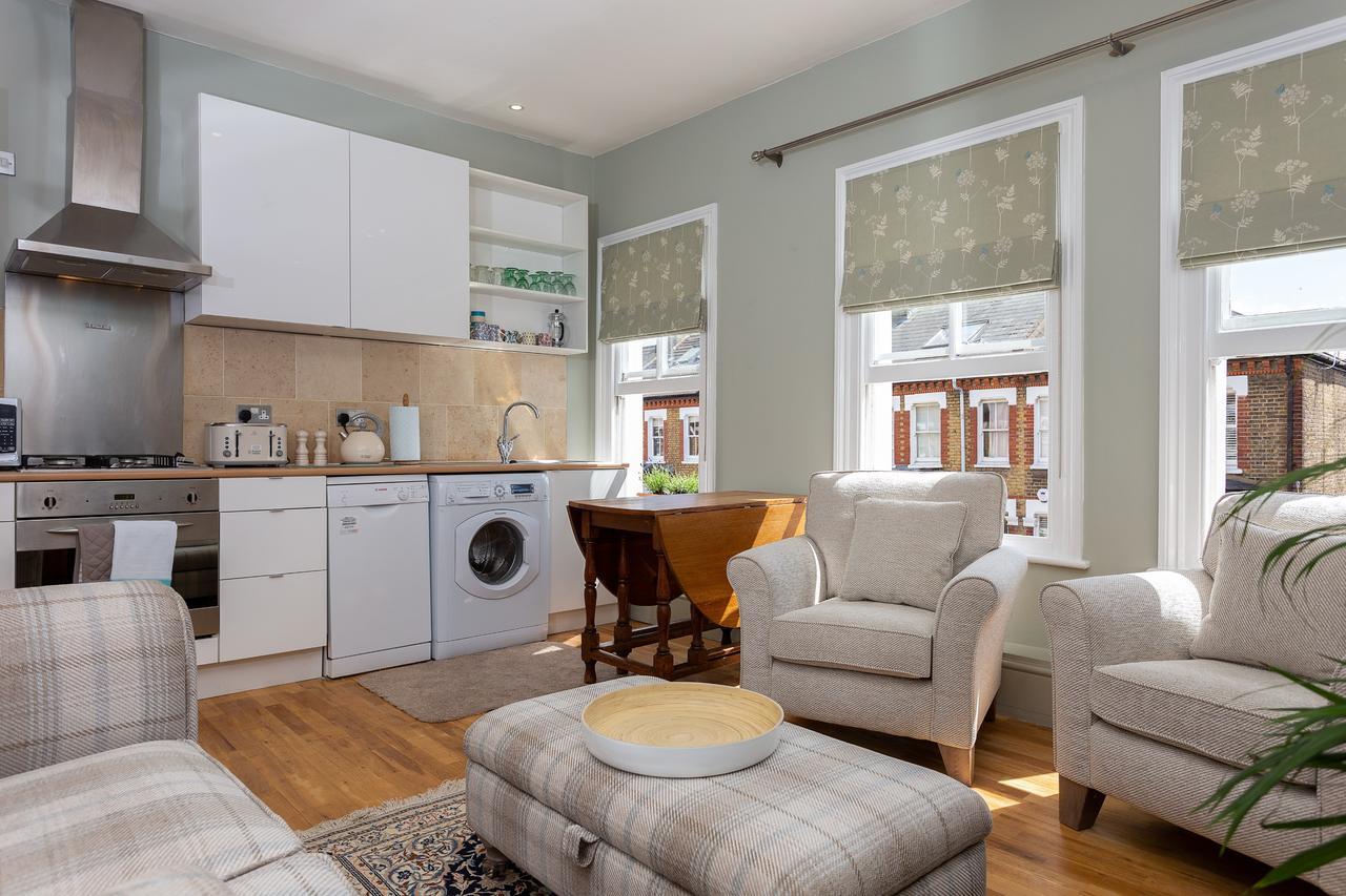 Quaint 2 Bedroom Flat - 9 Minutes Walk To Vauxhall Tube London Exteriör bild
